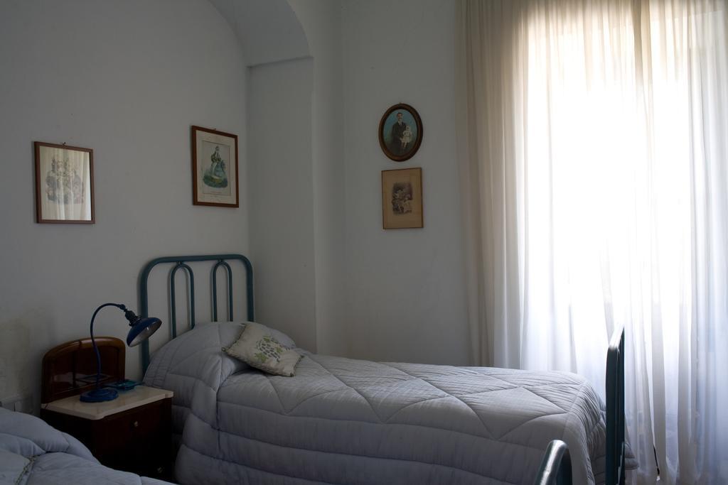 نوتشي Masseria Murgia Albanese الغرفة الصورة